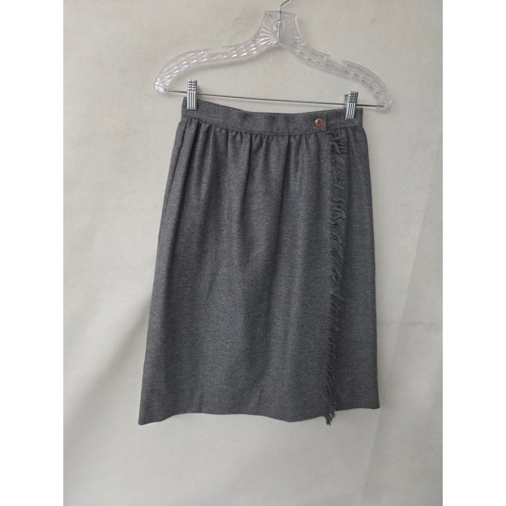 Binder Sportswear Boston Gray Fringe Wrap Skirt Lined Made in USA Size 8 Vintage